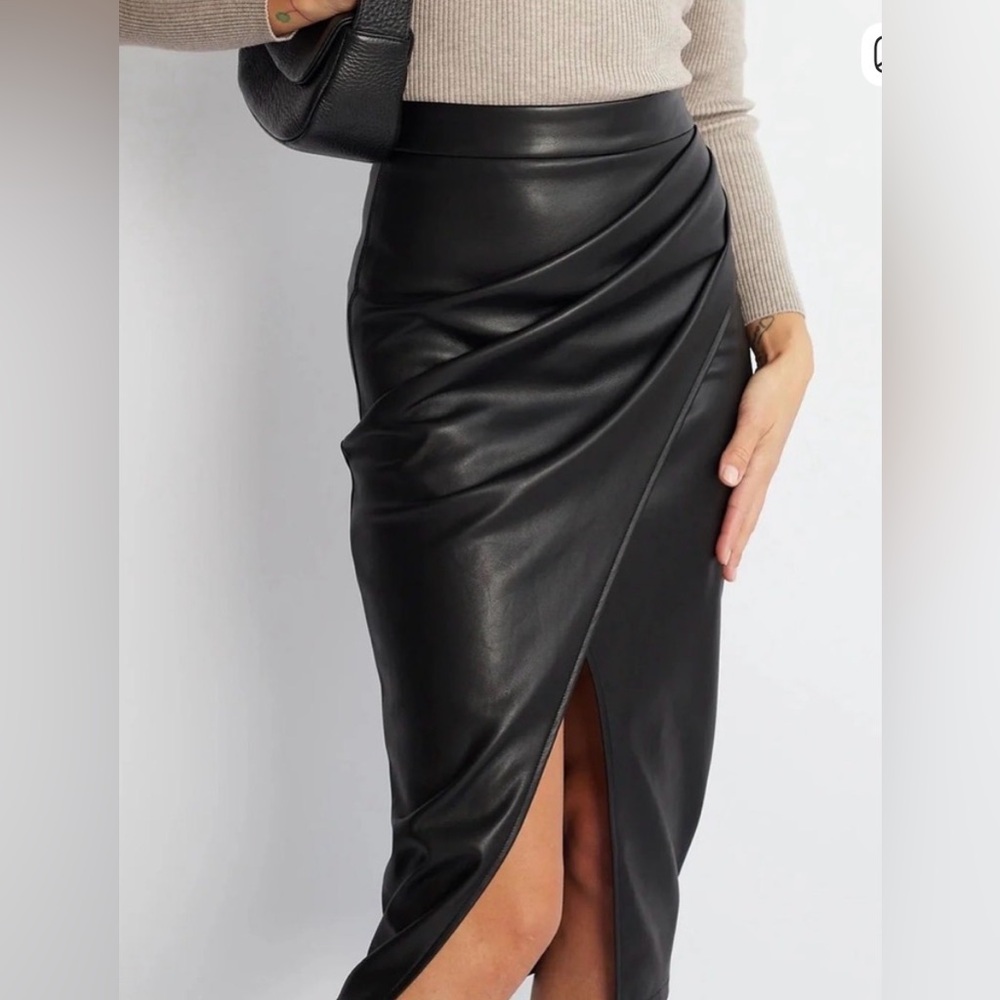 Commense Ruched Slit PU Leather MIDI Skirt NWT Size M - Picture 2 of 10